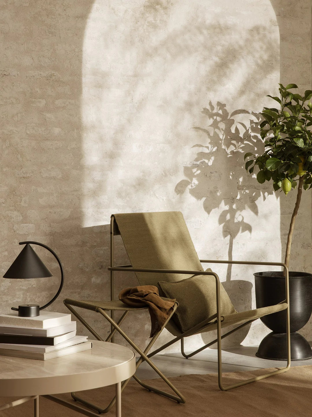LOUNGE CHAIR DESERT